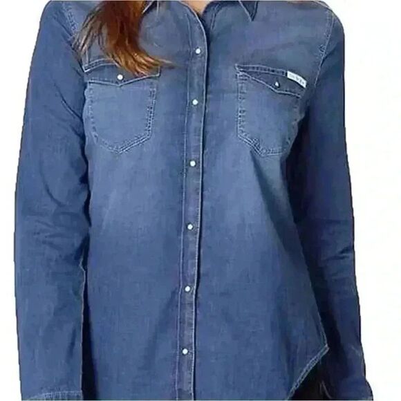 Calvin Klein Jeans Tops - 𝅺Calvin Klein Women's Blue Brady White Small Snap Front Denim Shirt